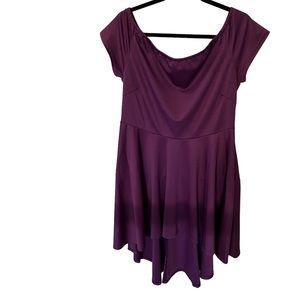 Purple high/low hem top that can be worn off or on shoulders.
